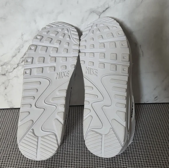 Nike Air Max 90 Next Nature Womens Sneakers Shoes White Black Size 12 - Picture 9 of 10
